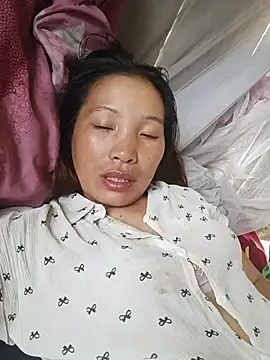 Evelyn-n online show from July 30, 5:39 am