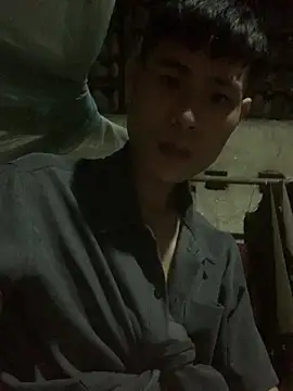 anh-soi123 online show from March 15, 12:01 pm