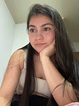 Snapshot of camilita_1820 chatting on March 13, 12:15 am camilita 1820 online show from March 13, 12:15 am
