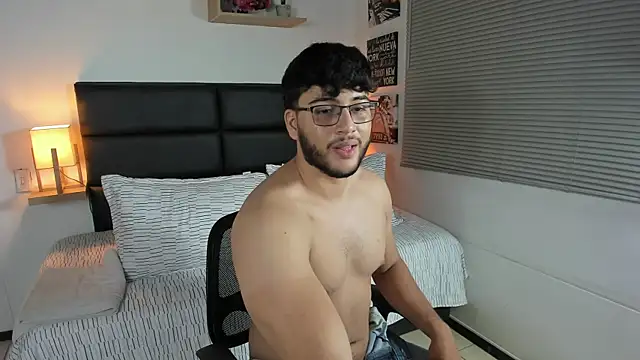 mike foxxx  online show from January 10, 3:35 am