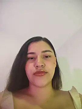 Julia-Blair online show from March 4, 4:59 pm