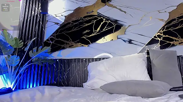 alivega  online show from February 21, 6:21 pm