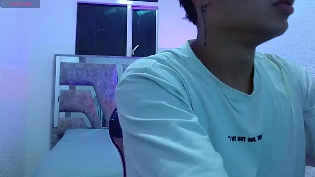 Nickyyho online show from December 1, 2:56 am