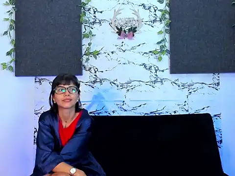 Snapshot of AnnAlanVIP chatting on December 3, 5:41 am AnnAlanVIP online show from December 3, 5:41 am