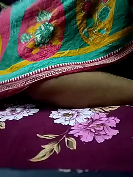 Snapshot of deshi_bhabi_Anita chatting on February 25, 12:38 pm deshi bhabi Anita online show from February 25, 12:38 pm