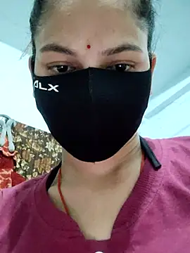 RADHIKA-1143 online show from December 2, 2:30 pm