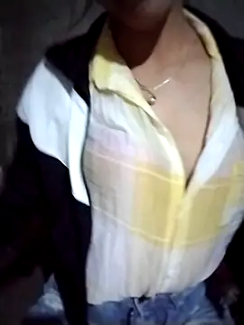 iam-eli online show from December 4, 10:58 am