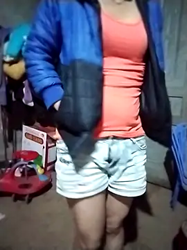 iam-eli online show from December 3, 10:53 pm