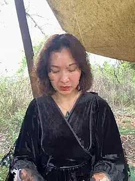 A-ZJunn online show from March 22, 6:04 am