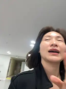 A-ZJunn online show from February 21, 6:48 am