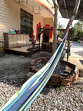 A-ZJunn online show from January 13, 6:17 am