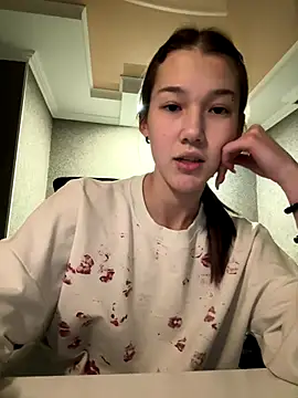 lilXdomii online show from December 15, 9:31 pm