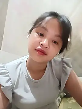 Snapshot of Pretty-haert chatting on July 13, 4:34 am Pretty-haert online show from July 13, 4:34 am
