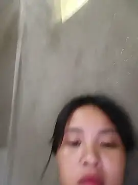 Snapshot of Pretty-haert chatting on June 20, 4:39 am Pretty-haert online show from June 20, 4:39 am