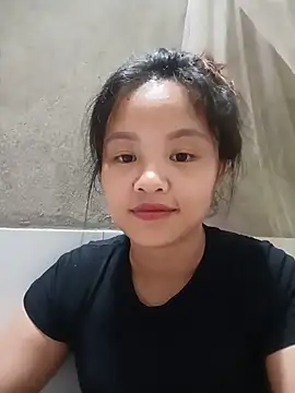 Snapshot of Pretty-haert chatting on June 7, 4:39 am Pretty-haert online show from June 7, 4:39 am