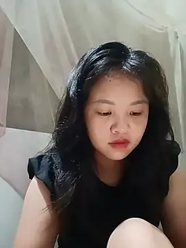 Snapshot of Pretty-haert chatting on July 18, 8:12 am Pretty-haert online show from July 18, 8:12 am