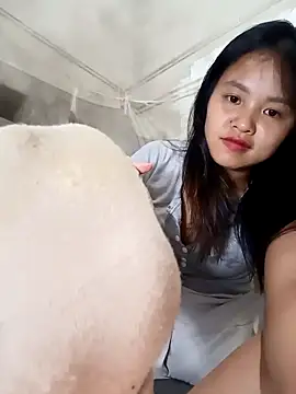 Pretty-haert online show from April 5, 2:35 pm