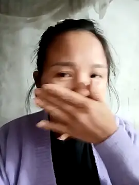 Pretty-haert online show from January 6, 2:32 pm