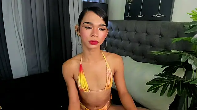 asianpetiteprincess online show from March 10, 6:01 pm