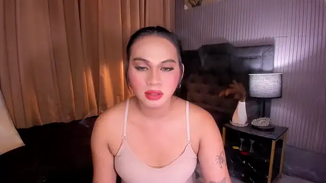 asianhugecockjulia online show from March 14, 8:04 pm