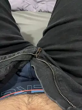 BlahNextDoor online show from December 20, 3:26 pm