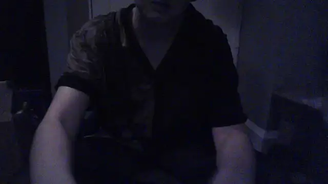 Snapshot of Amy01112 chatting on December 14, 11:32 pm Amy01112 online show from December 14, 11:32 pm