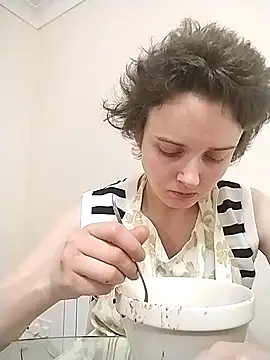 Amy01112 online show from May 8, 8:45 pm