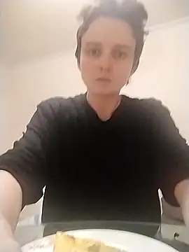 Amy01112 online show from April 14, 10:04 pm