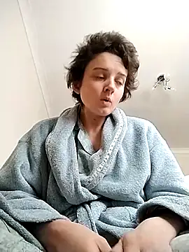 Amy01112 online show from May 17, 11:43 am