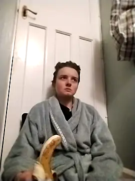 Amy01112 online show from February 16, 7:01 pm