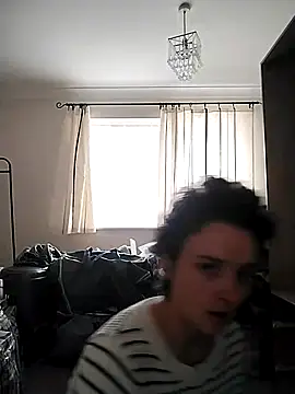 Amy01112 online show from May 11, 2:07 pm