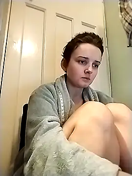 Amy01112 online show from February 5, 5:09 pm