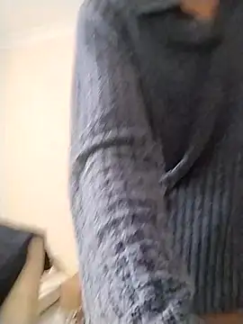 Amy01112 online show from April 9, 9:48 am