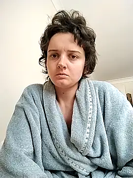 Snapshot of Amy01112 chatting on June 13, 1:09 pm Amy01112 online show from June 13, 1:09 pm