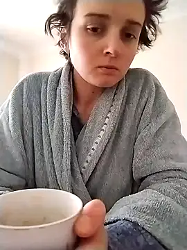 Amy01112 online show from April 22, 5:42 pm