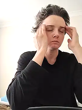 Amy01112 online show from April 19, 12:50 pm