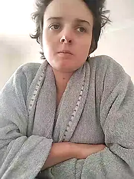 Amy01112 online show from April 21, 3:18 pm
