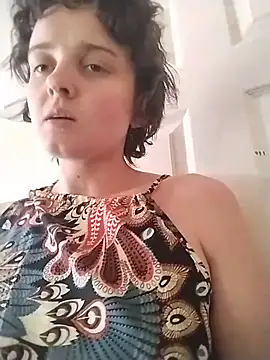 Snapshot of Amy01112 chatting on July 4, 5:28 pm Amy01112 online show from July 4, 5:28 pm