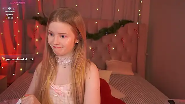 LilianHoward online show from January 6, 12:31 pm