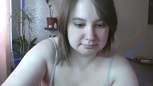 EriikaTwinz online show from February 16, 9:08 am