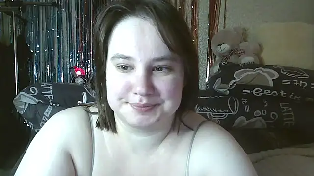 EriikaTwinz online show from May 8, 6:06 am