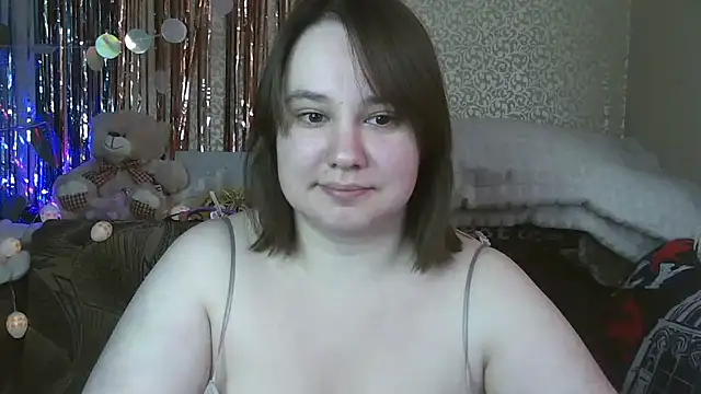 EriikaTwinz online show from May 16, 6:34 am