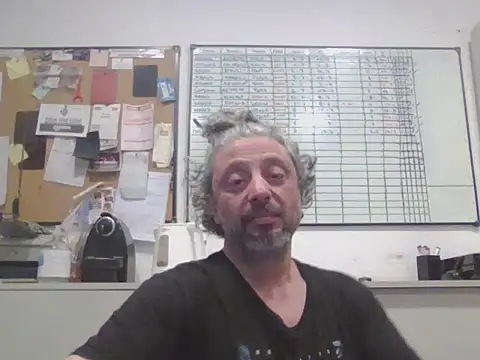 Snapshot of Petebulimia chatting on July 9, 5:41 am Petebulimia online show from July 9, 5:41 am