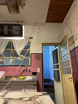 Petebulimia online show from March 18, 11:24 am