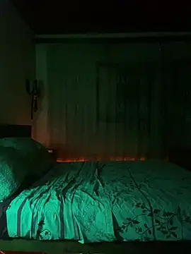 Petebulimia online show from April 3, 5:03 am