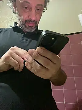 Petebulimia online show from April 14, 7:35 am