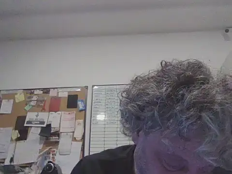 Snapshot of Petebulimia chatting on July 16, 6:10 am Petebulimia online show from July 16, 6:10 am
