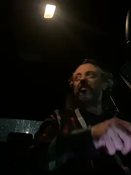 Petebulimia online show from April 8, 7:21 am