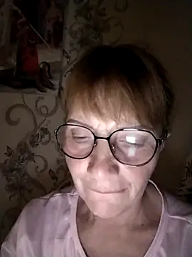 MichelleLove48 online show from April 8, 8:43 pm