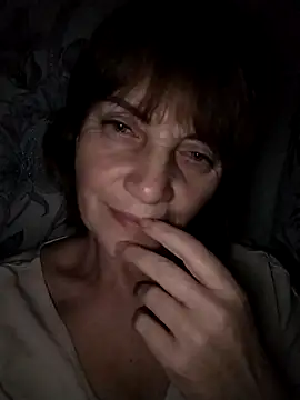 MichelleLove48 online show from December 14, 7:52 pm